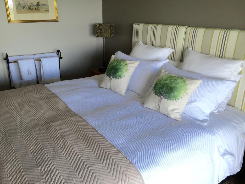 โลโดเร ลอดจ์ Bed & Breakfast เคริเคริ ภายนอก รูปภาพ