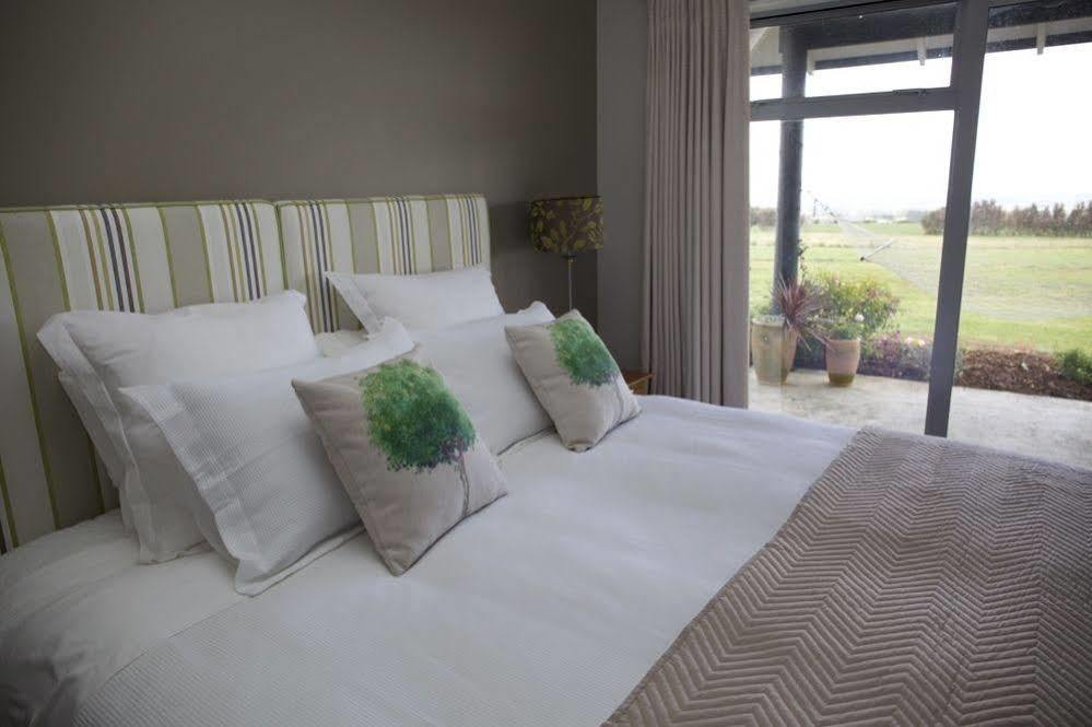 โลโดเร ลอดจ์ Bed & Breakfast เคริเคริ ภายนอก รูปภาพ